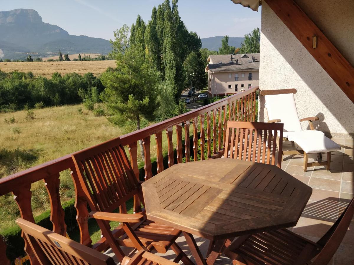 Apartamento Goxoa Jaca Esterno foto