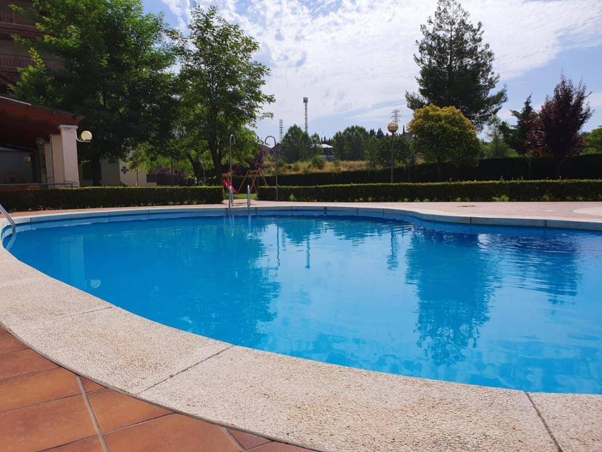 Apartamento Goxoa Jaca Esterno foto